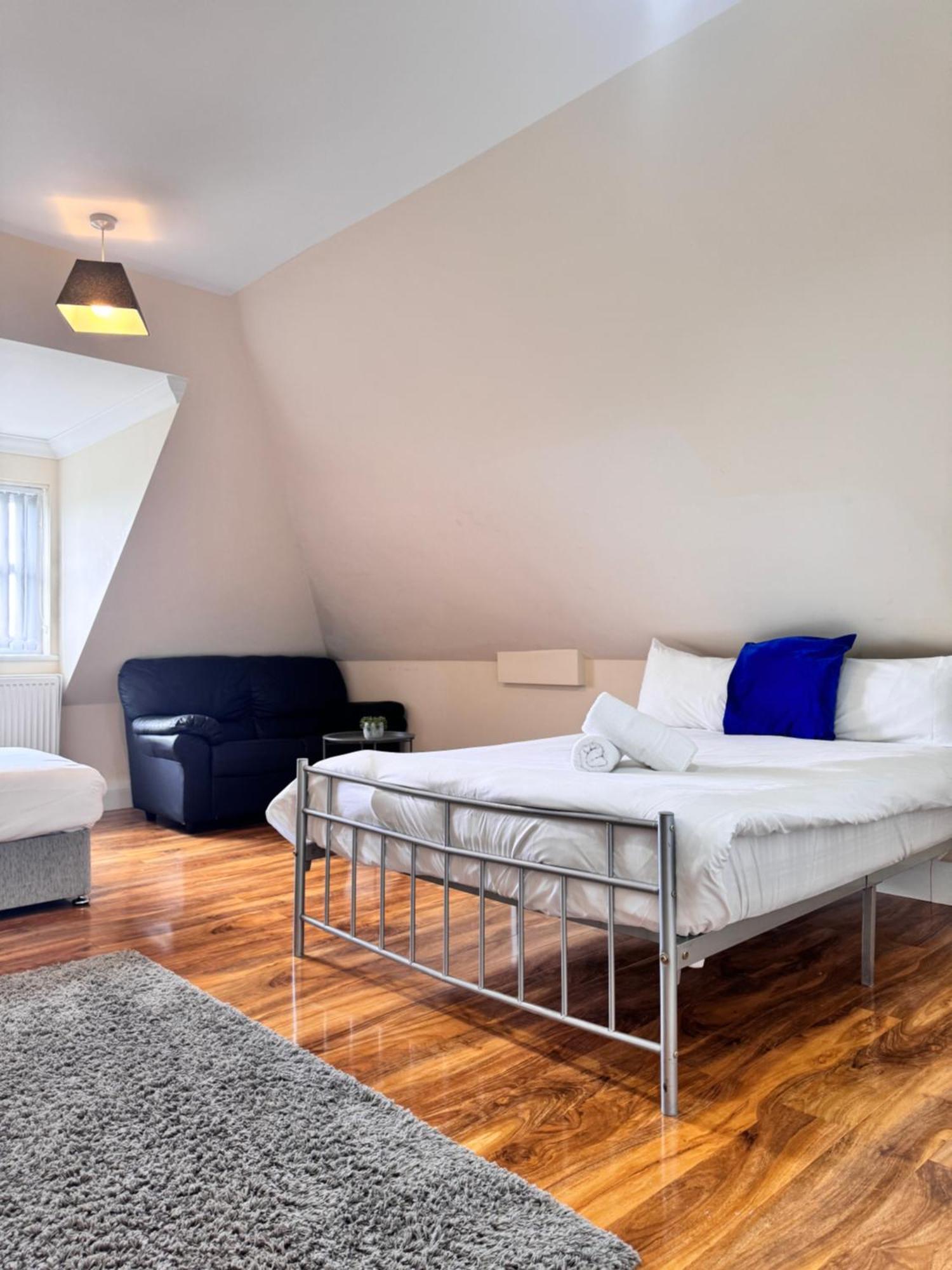 Relaxing Airport Rooms Stanwell Dış mekan fotoğraf